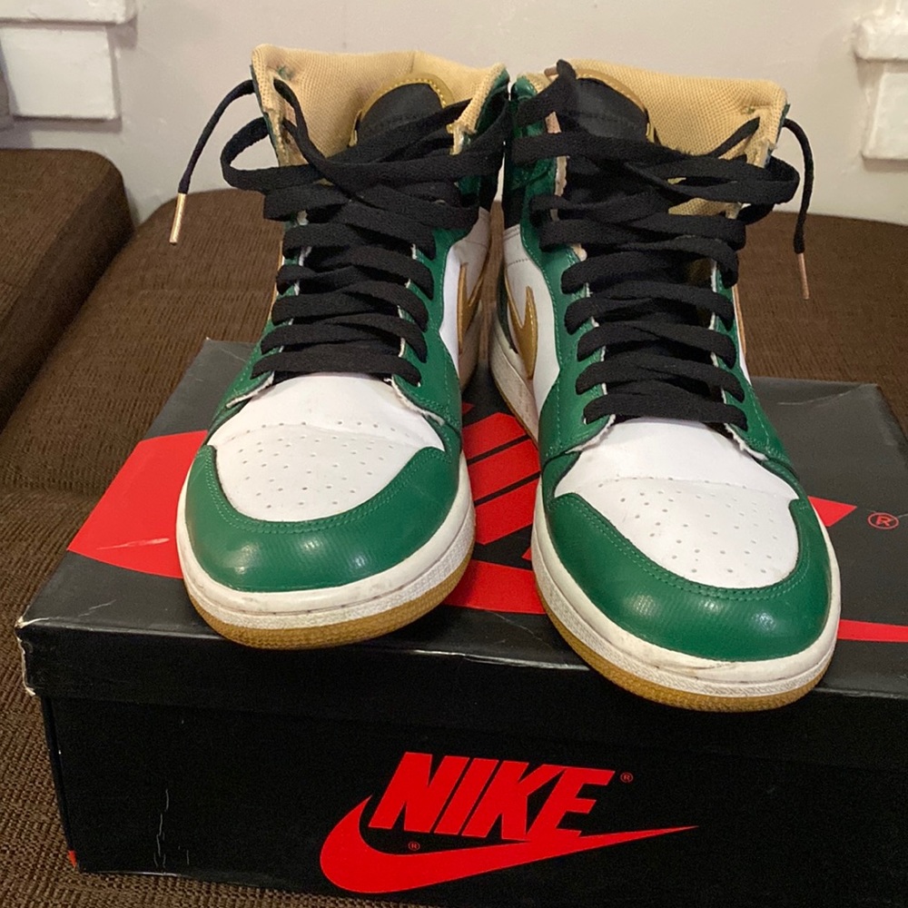 Air Jordan 1 “Celtic”
